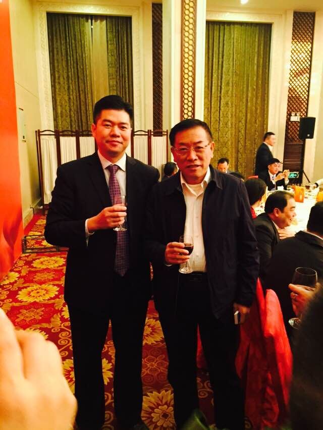 与中共中央委员会委员，中国侨联主席林军 合影.jpg