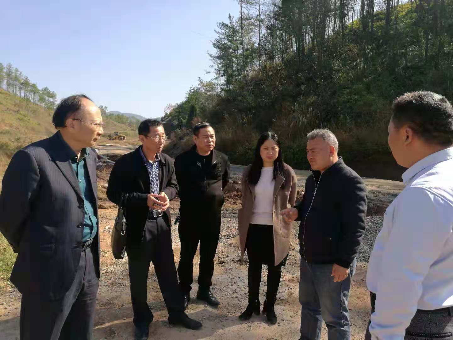 银坑扶贫1.jpg